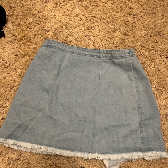 Denim Mini Wrap skirt. Size 27. - Picture 3 of 3